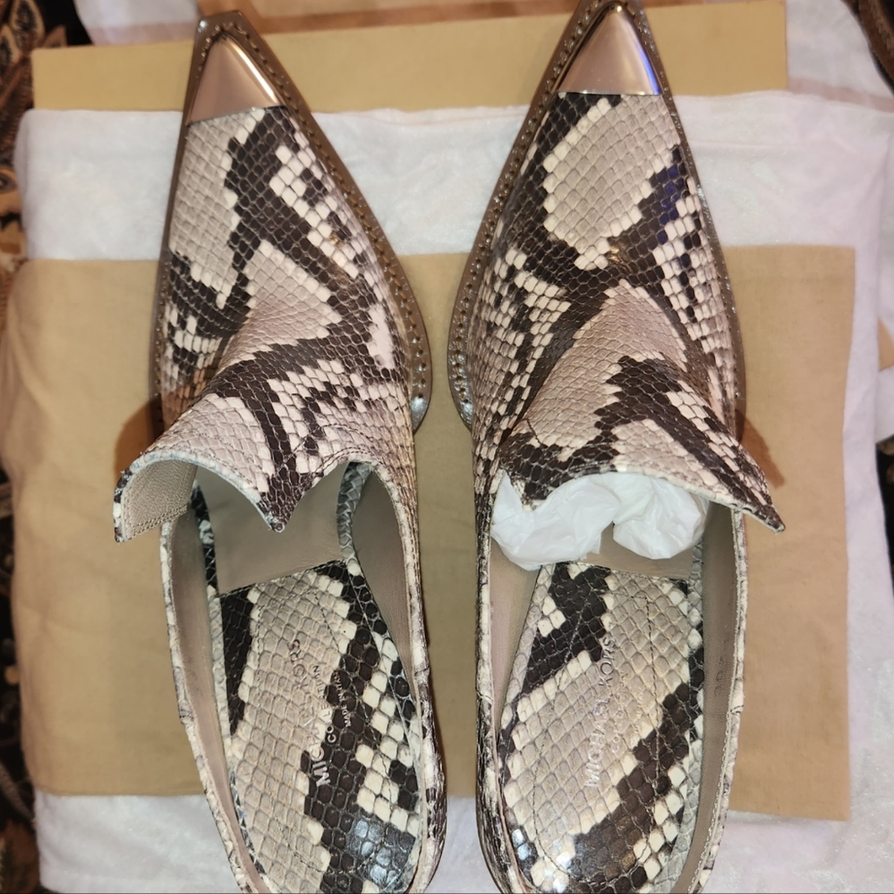 Michael Kors Python Snakeskin Boots US	   EU	     Inches6	     36.5	   8.87 - Picture 15 of 16